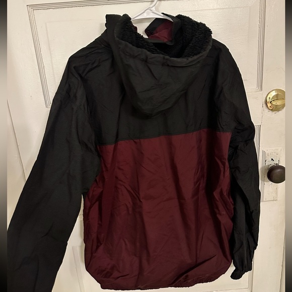 Virginia Tech Windbreaker with Sherpa Fleece Hoodie - Picture 5 of 9